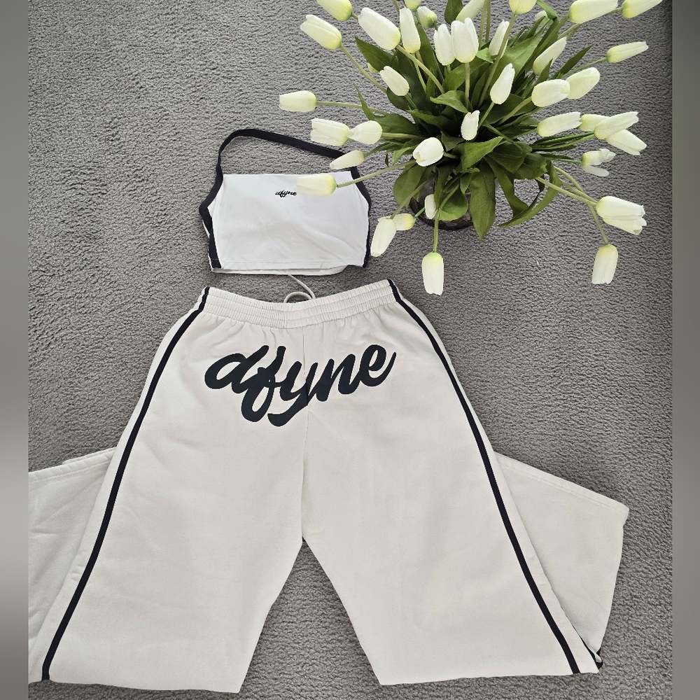 Dfyne 4th Anniversary Set Chalk (Authentic) π€ Pants Joggers And Top - Picture 9 of 17